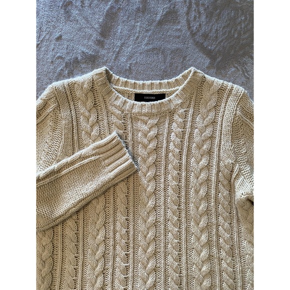 Forever 21 Sweater Women Sz L Ivory Cream Cable Knit Chunky Cozy Fisherman Style - Picture 1 of 7